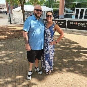 Meet your Posher, Chuck